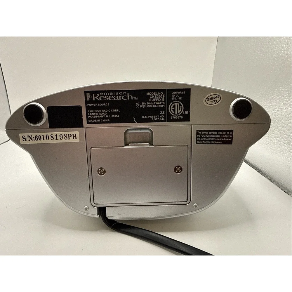 Emerson Research CKS3029 SmartSet AM/FM Radio Alarm Clock